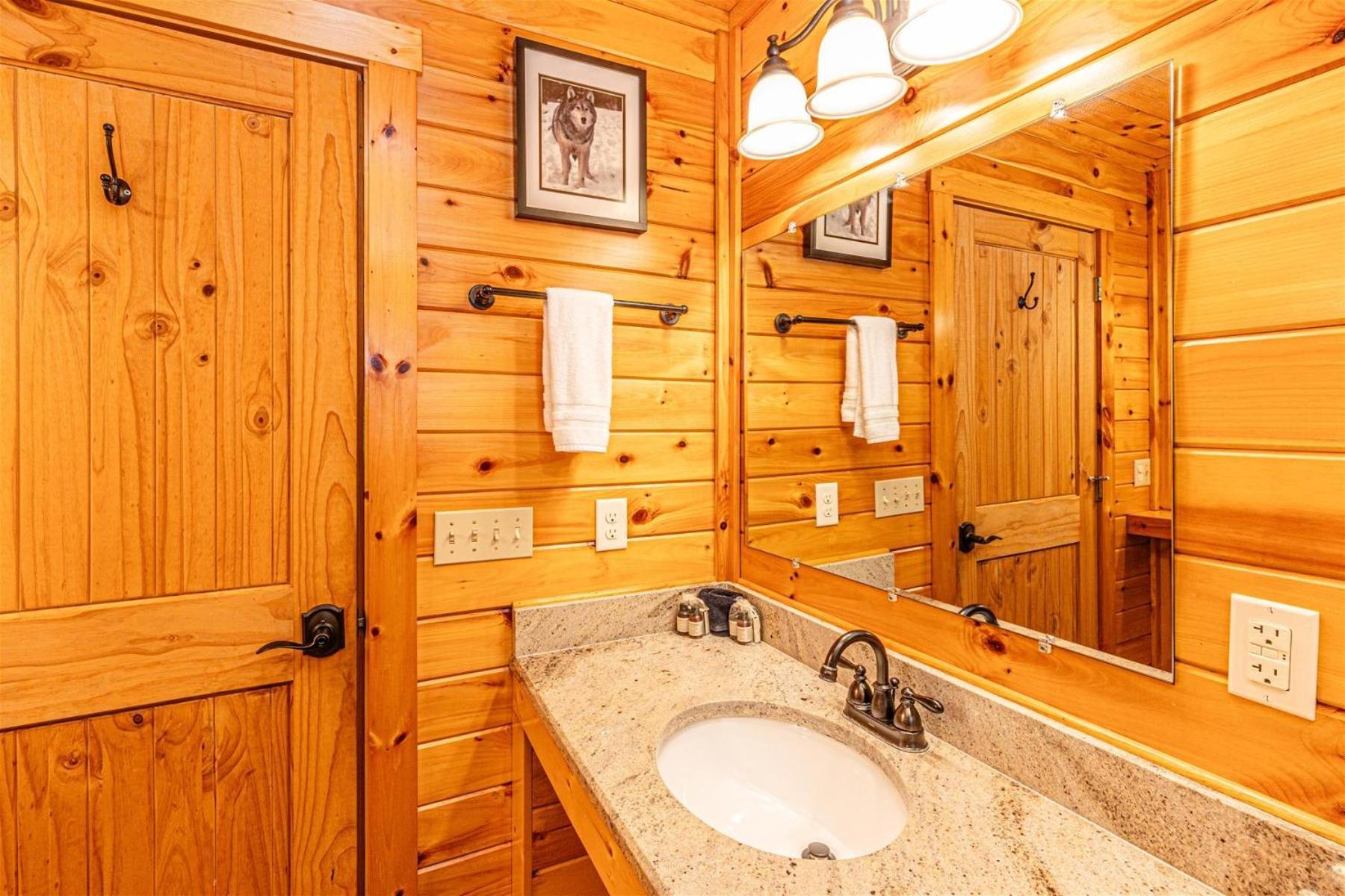 Waterfall Hideaway Bryson City Exterior foto