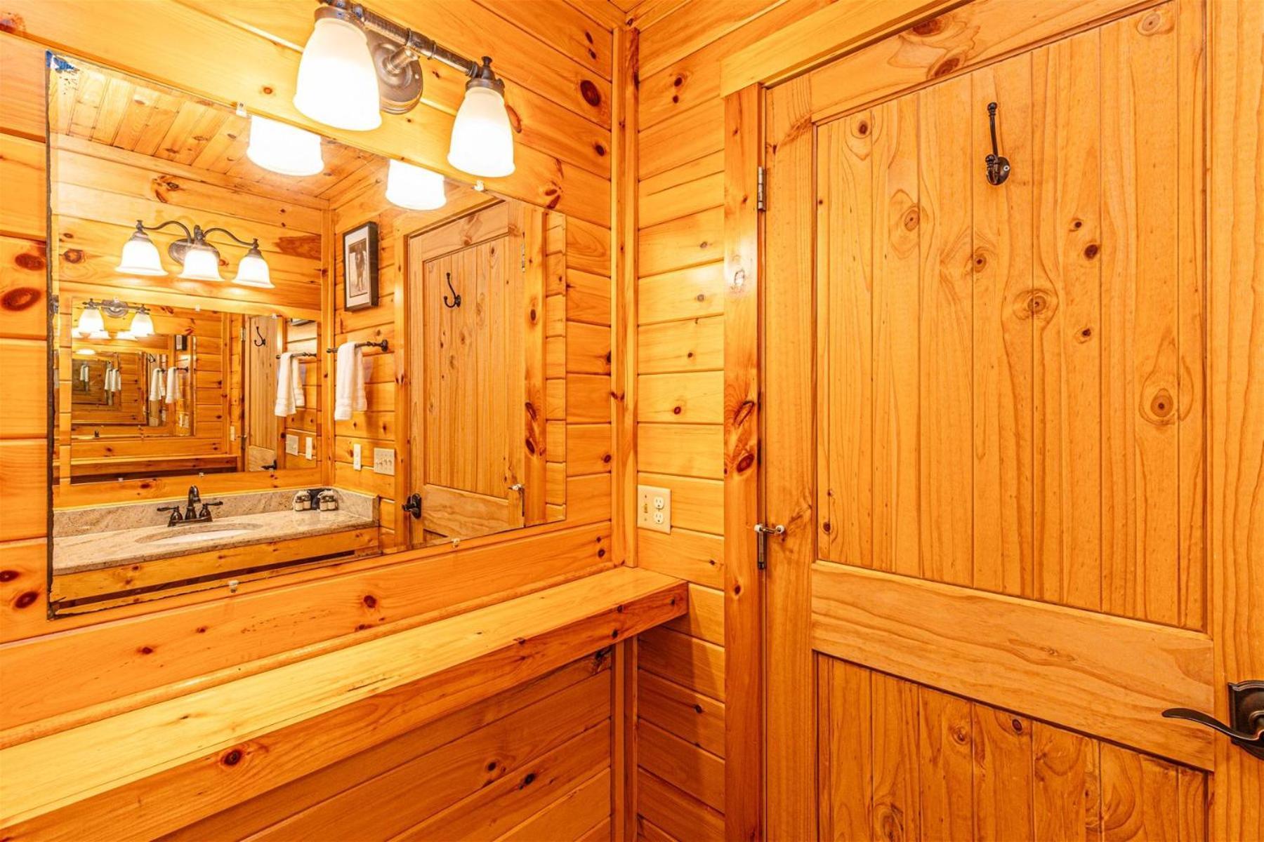 Waterfall Hideaway Bryson City Exterior foto