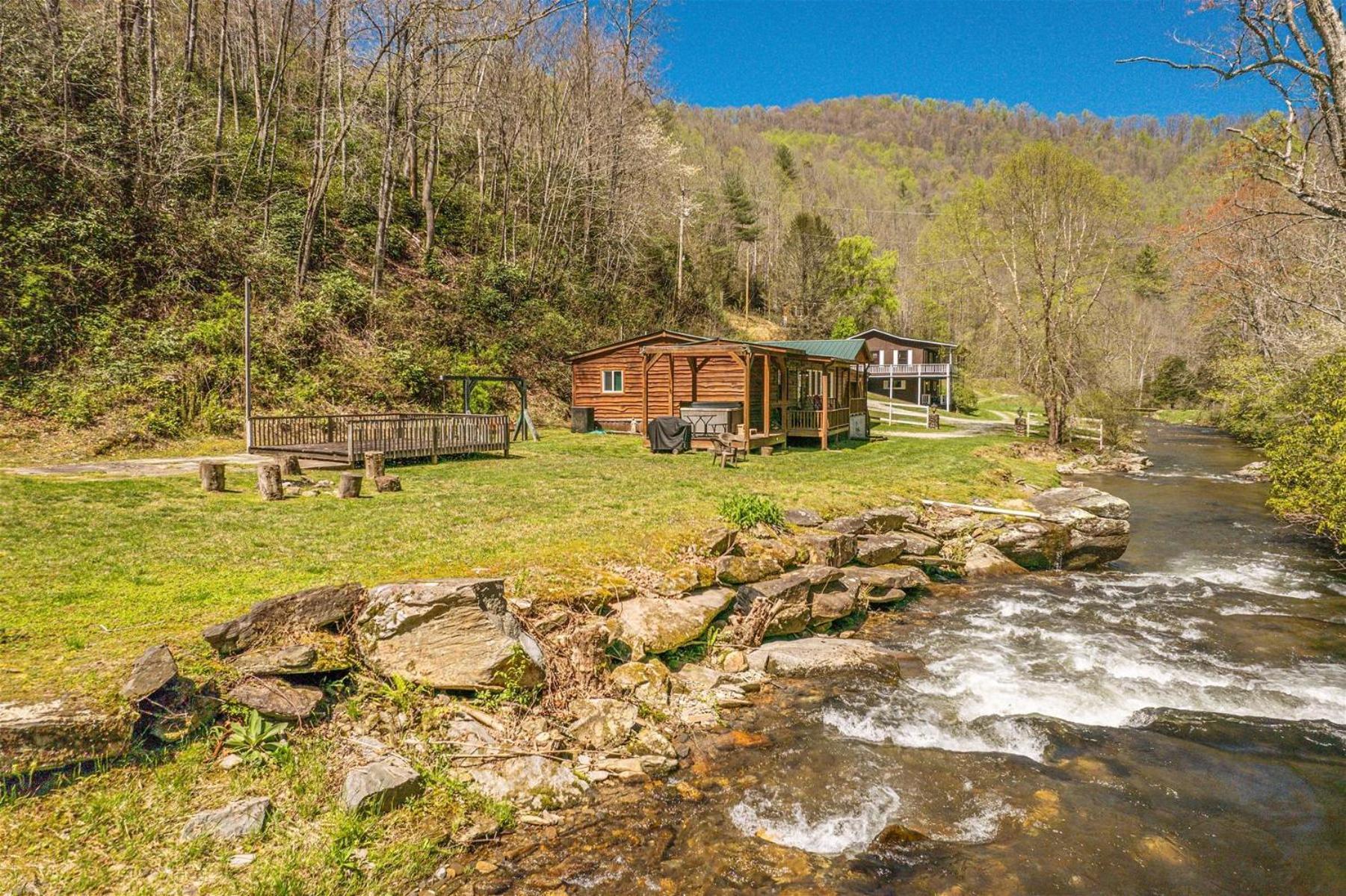 Waterfall Hideaway Bryson City Exterior foto